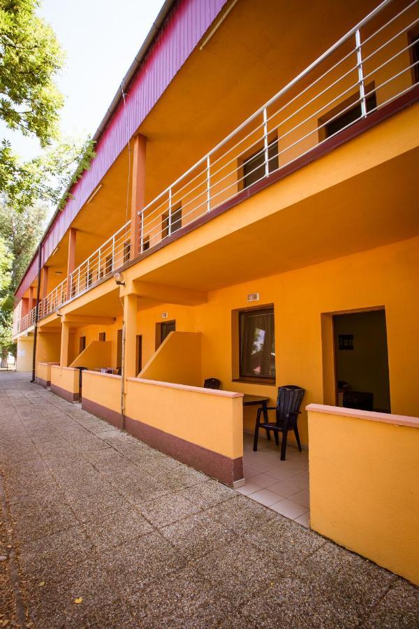 Apartmany Hawaii Патинце Экстерьер фото